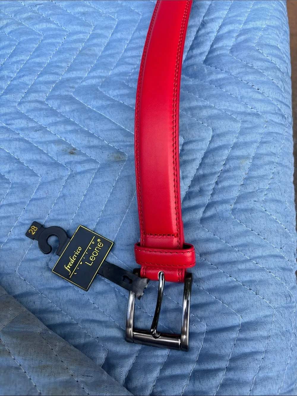 Men's Red Leather Belt with Polished Buckle Fredrico Leone